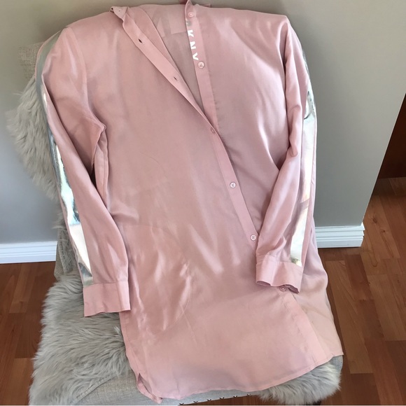 DKNY | Button Down Long Sleeve Pink Shirt Dress w/ Silver Accents & Pockets - Picture 10 of 16